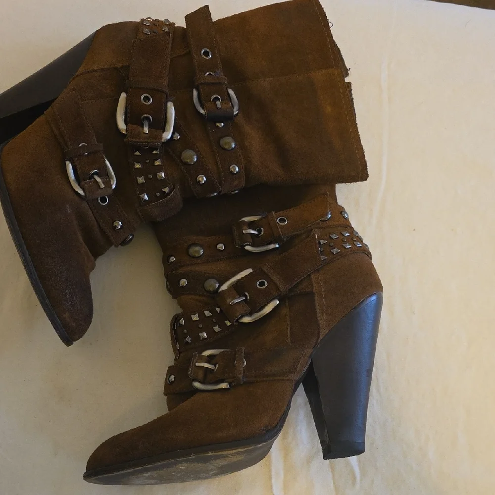 Steve Madden Brown Studded Heeled Boots - Picture 4 of 5